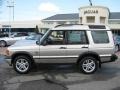 2002 White Gold Metallic Land Rover Discovery II SE  photo #2