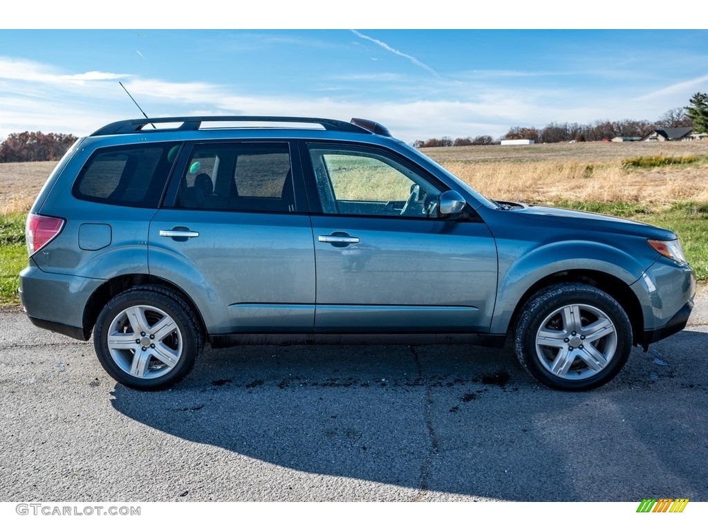 2009 Forester 2.5 X Premium - Spark Silver Metallic / Platinum photo #3