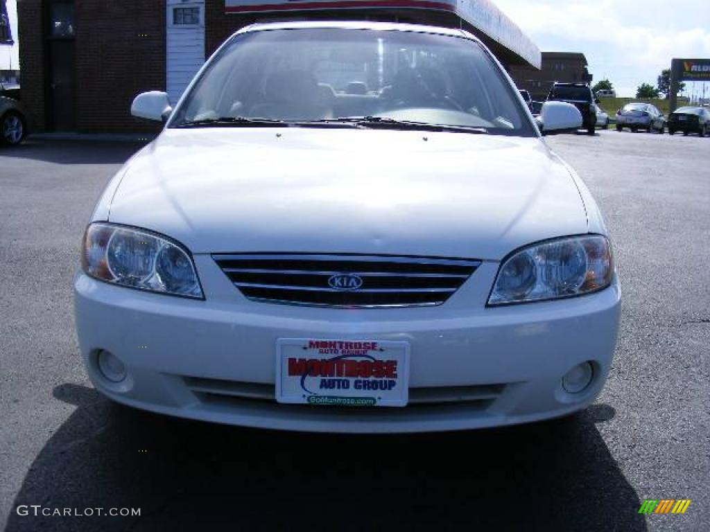 2003 Spectra LS Sedan - Clear White / Grey photo #8