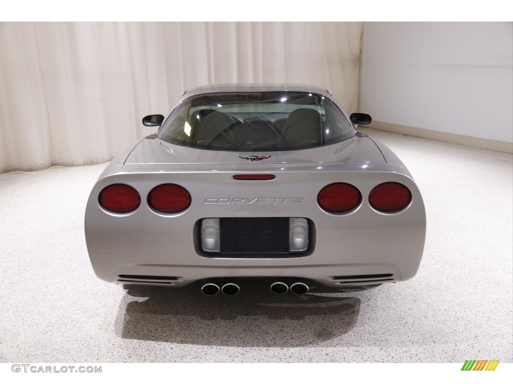 2000 Corvette Coupe - Sebring Silver Metallic / Light Oak photo #12