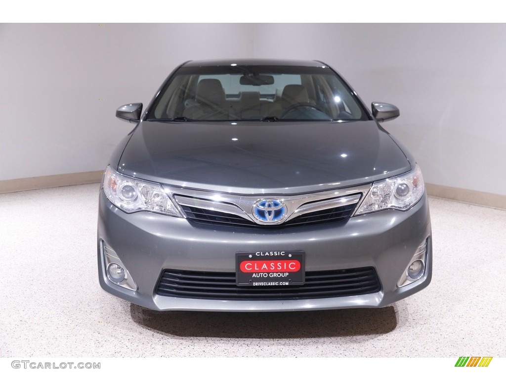 2012 Camry Hybrid XLE - Cypress Green Pearl / Ivory photo #2
