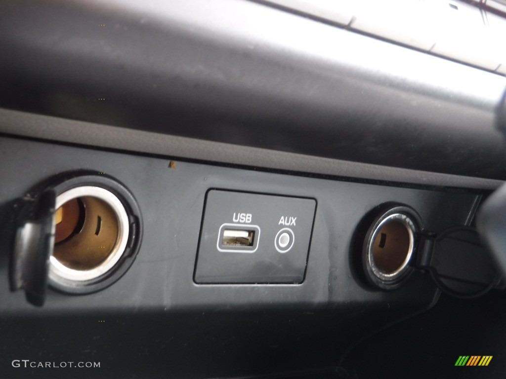 2019 Sonata SE - Blue / Gray photo #23