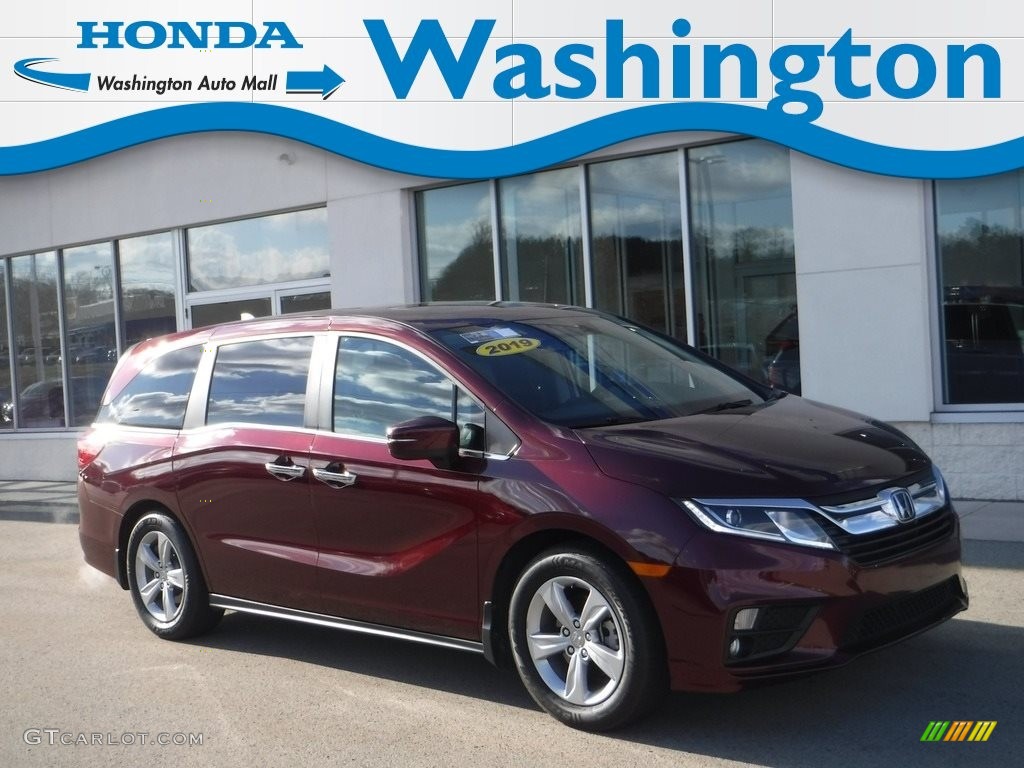 Deep Scarlet Pearl Honda Odyssey