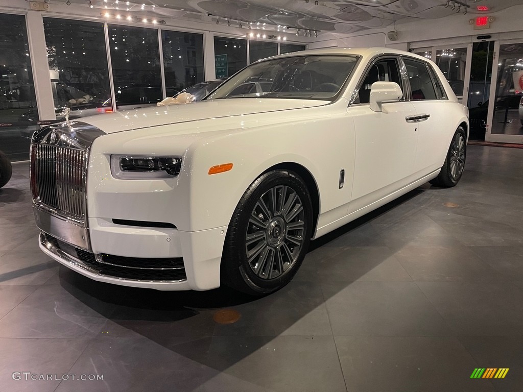 White 2022 Rolls-Royce Phantom Standard Phantom Model Exterior Photo #143290290