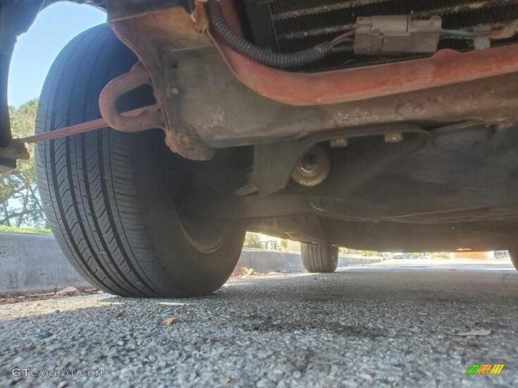 1985 Nissan 300ZX Turbo Coupe Undercarriage Photo #143291880