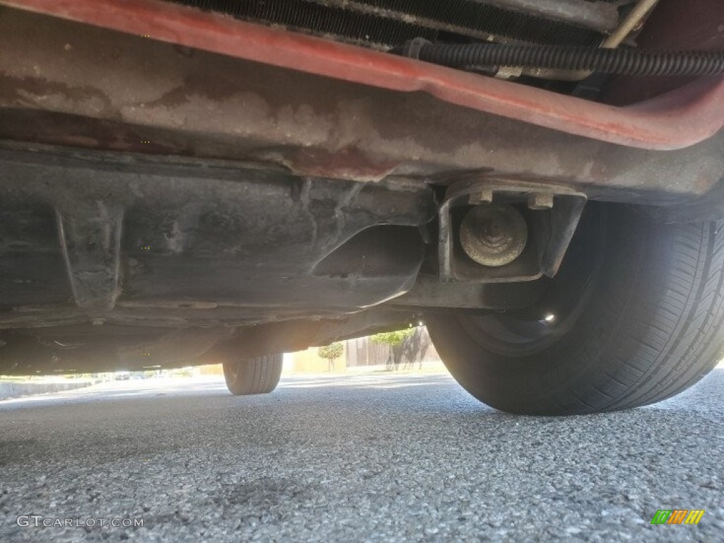 1985 Nissan 300ZX Turbo Coupe Undercarriage Photo #143291916
