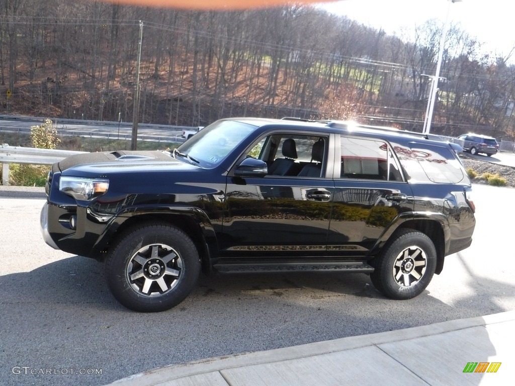 Midnight Black metallic 2019 Toyota 4Runner TRD Off-Road 4x4 Exterior Photo #143292328