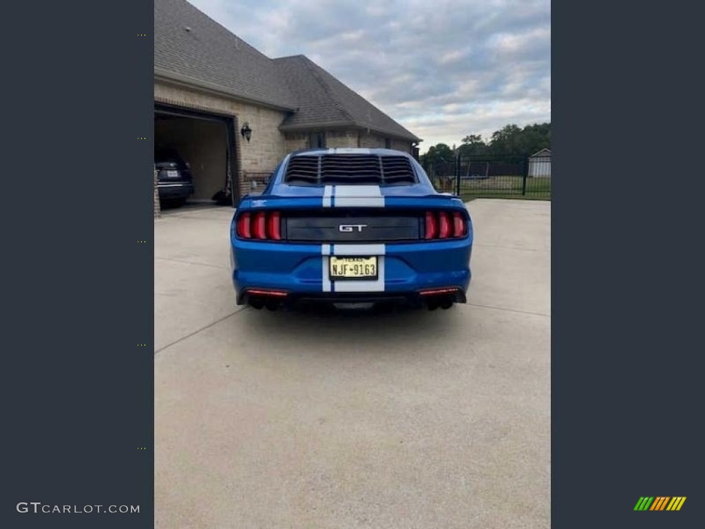 2020 Mustang GT Fastback - Velocity Blue / Ceramic photo #11