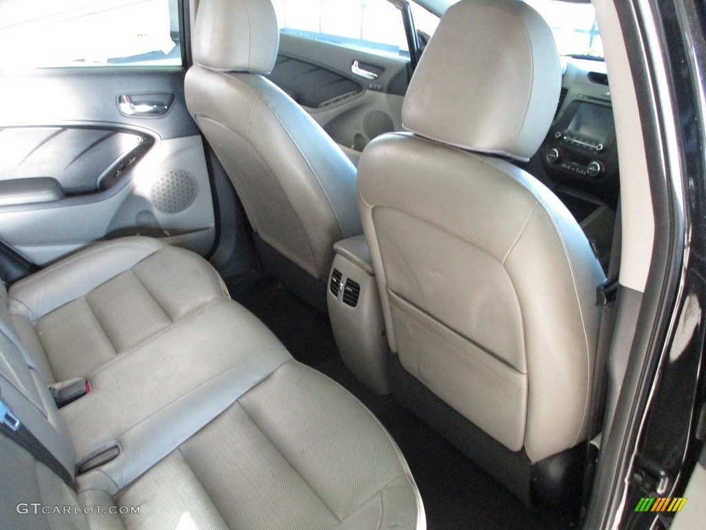 Gray Interior 2014 Kia Forte EX Photo #143292391