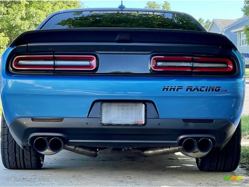 2016 Dodge Challenger SRT Hellcat Exhaust Photos