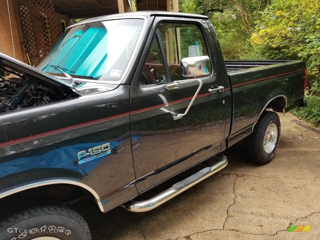 1991 F150 Lariat Regular Cab 4x4 - Dark Grey Metallic / Scarlet Red photo #14