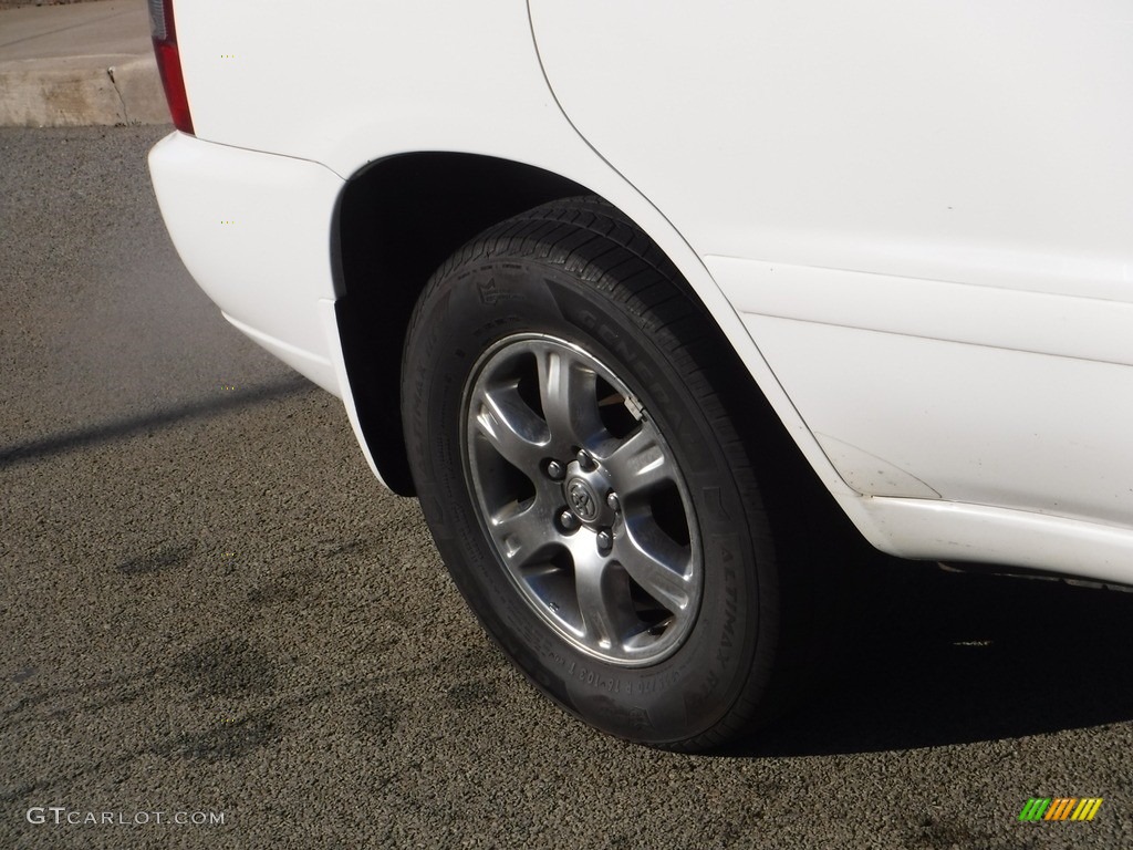 2005 Highlander V6 4WD - Super White / Ivory photo #8
