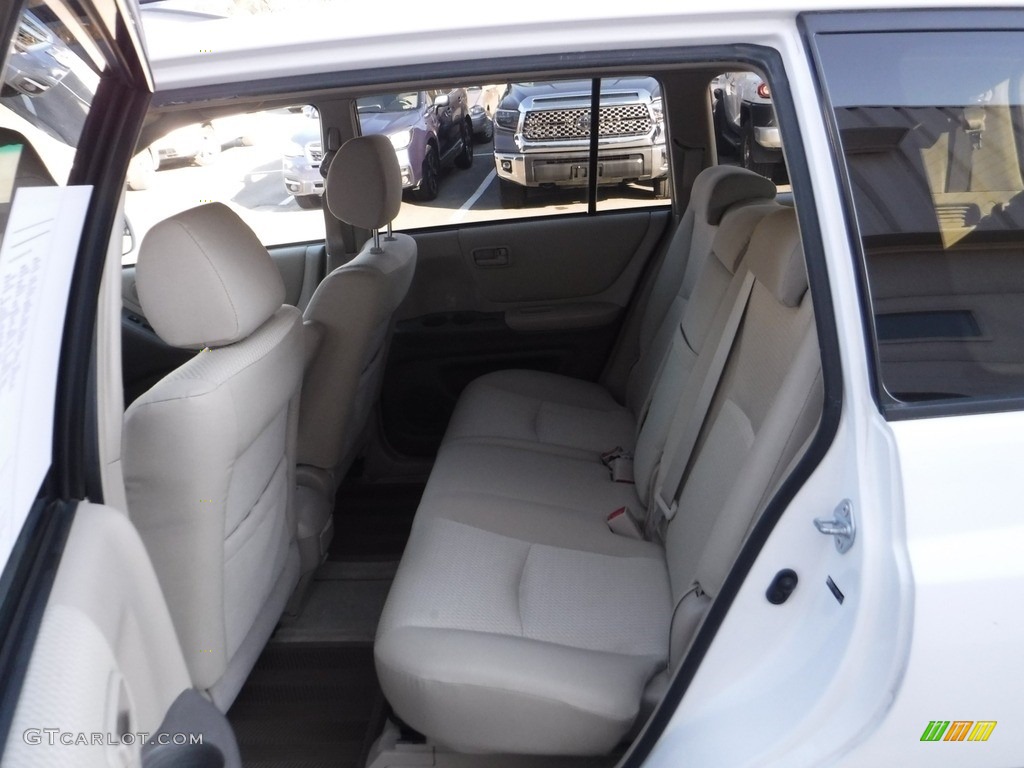 2005 Highlander V6 4WD - Super White / Ivory photo #24