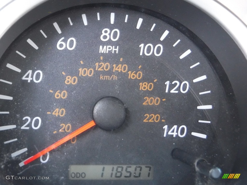 2005 Highlander V6 4WD - Super White / Ivory photo #29