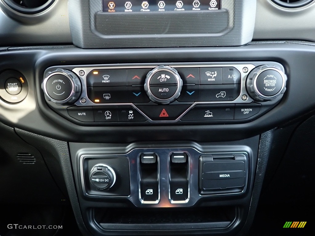 2021 Jeep Wrangler Sport 4x4 Controls Photo #143296795