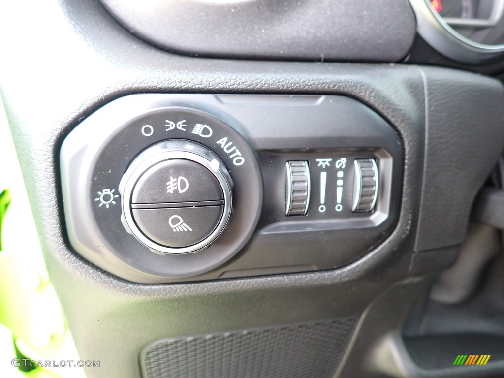 2021 Jeep Gladiator Mojave 4x4 Controls Photo #143297231