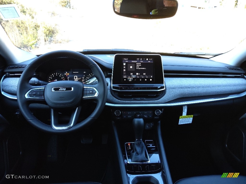 2022 Jeep Compass Latitude Black Dashboard Photo #143297965