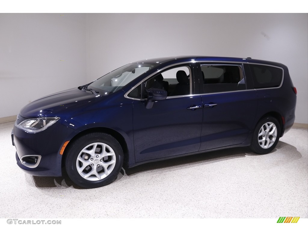 2018 Pacifica Touring Plus - Jazz Blue Pearl / Black/Alloy photo #3
