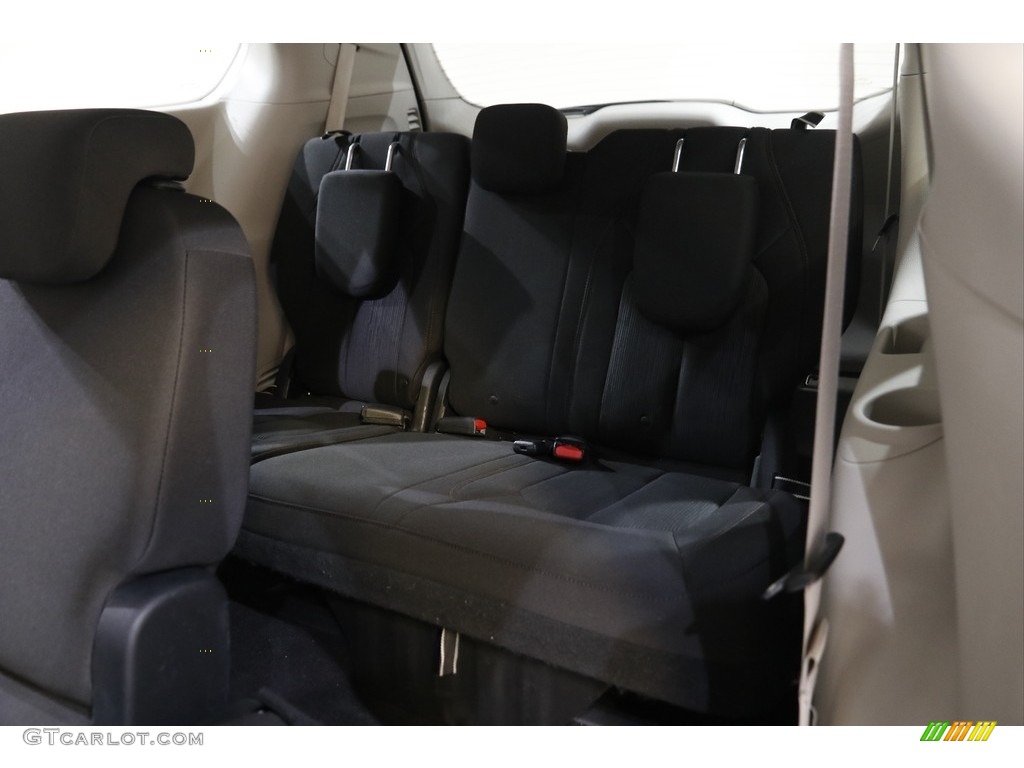 2018 Pacifica Touring Plus - Jazz Blue Pearl / Black/Alloy photo #20