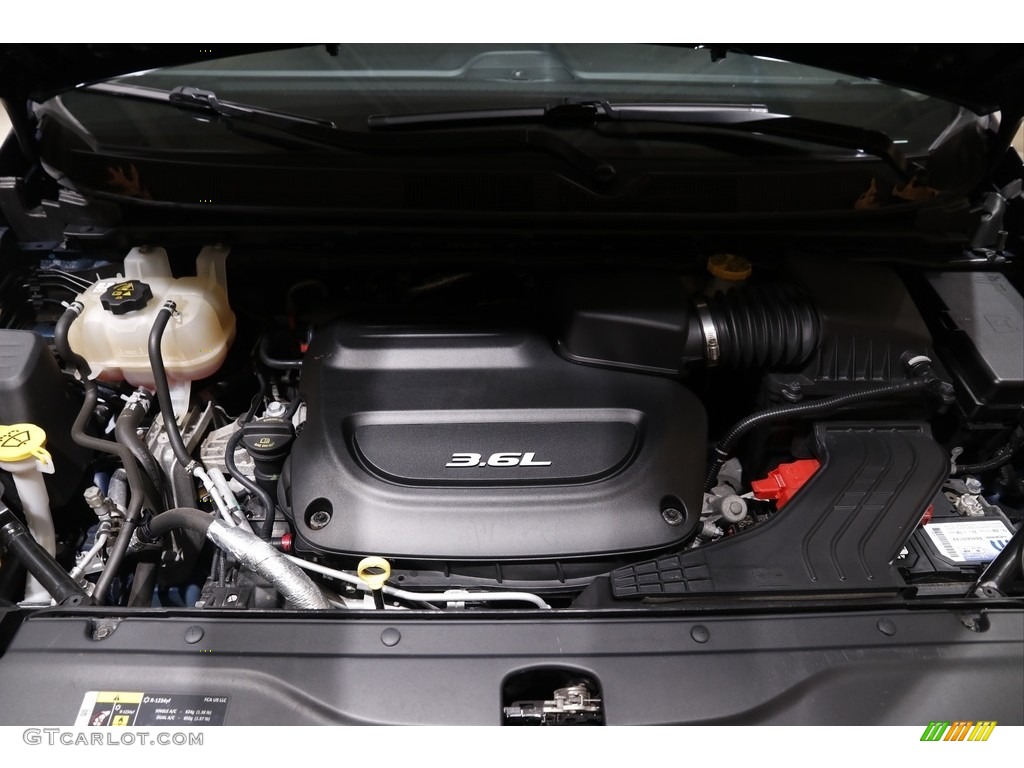 2018 Pacifica Touring Plus - Jazz Blue Pearl / Black/Alloy photo #23