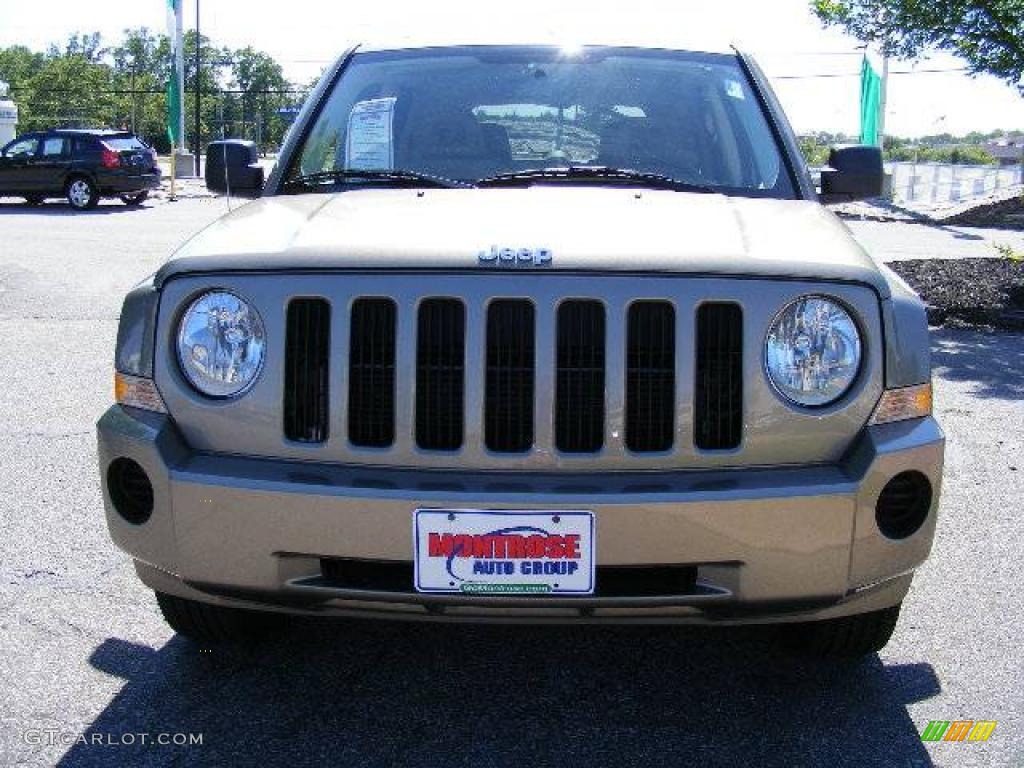 2008 Patriot Sport - Light Khaki Metallic / Pastel Pebble Beige photo #8