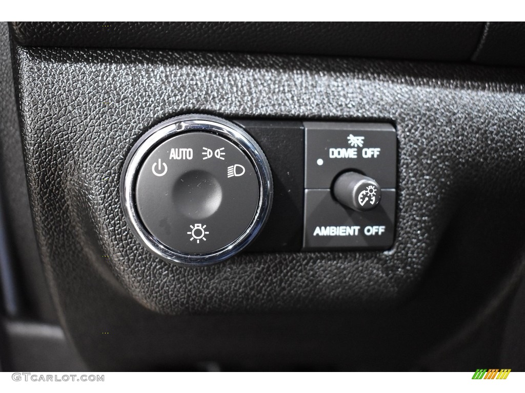 2017 Enclave Leather AWD - Quicksilver Metallic / Ebony/Ebony photo #13