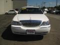 2007 Vibrant White Lincoln Town Car Signature  photo #7