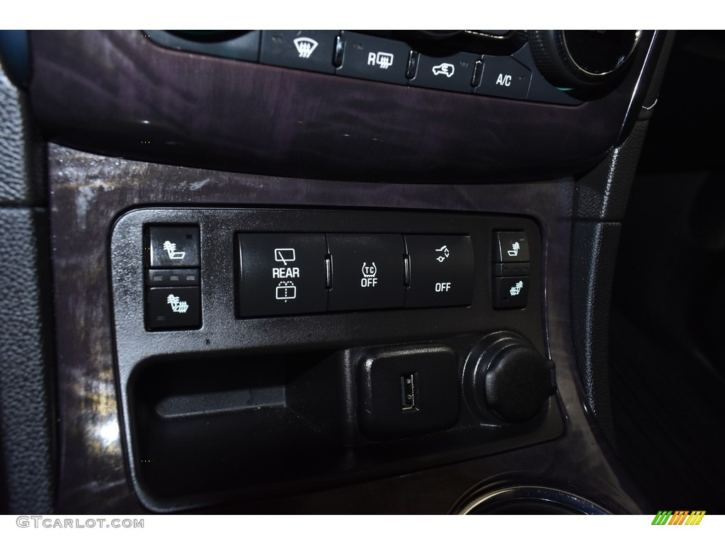 2017 Enclave Leather AWD - Quicksilver Metallic / Ebony/Ebony photo #16