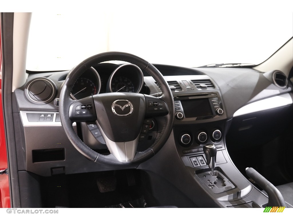 2013 Mazda MAZDA3 i Grand Touring 5 Door Black Dashboard Photo #143305656