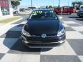 Deep Black Pearl - Golf Alltrack SEL 4Motion Photo No. 2