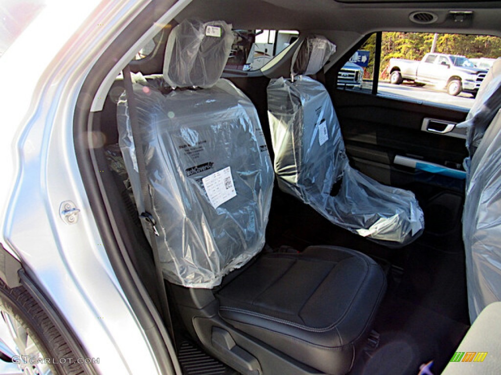 2021 Ford Explorer Limited 4WD Rear Seat Photo #143307390