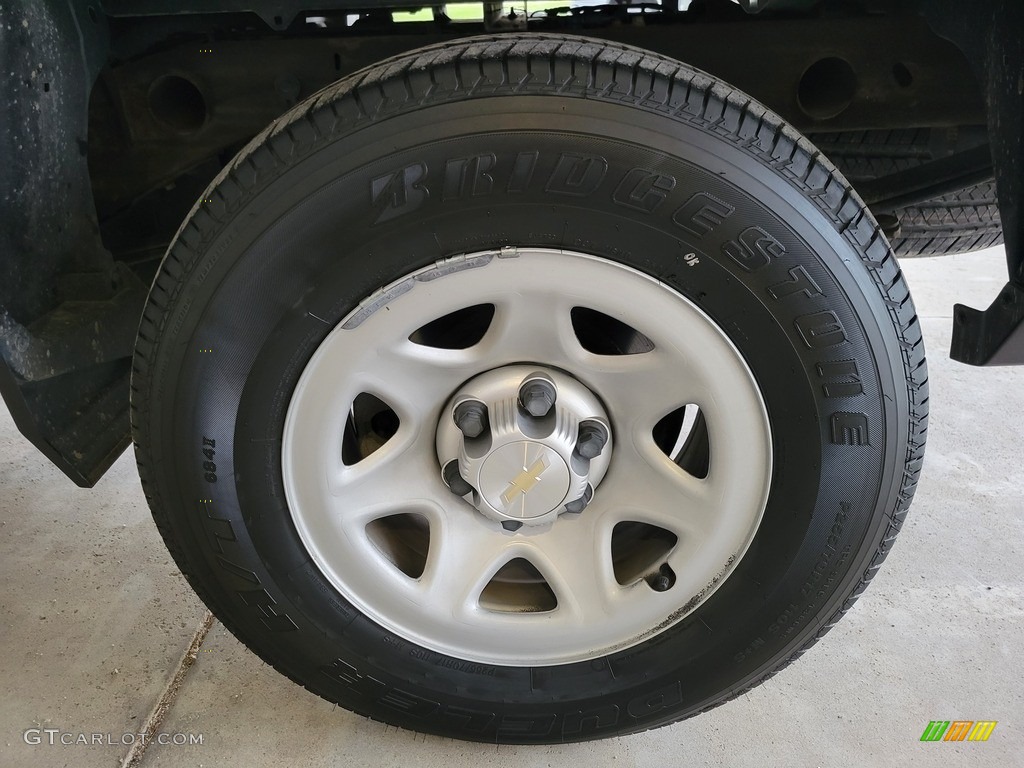 2017 Chevrolet Silverado 1500 WT Double Cab Wheel Photos