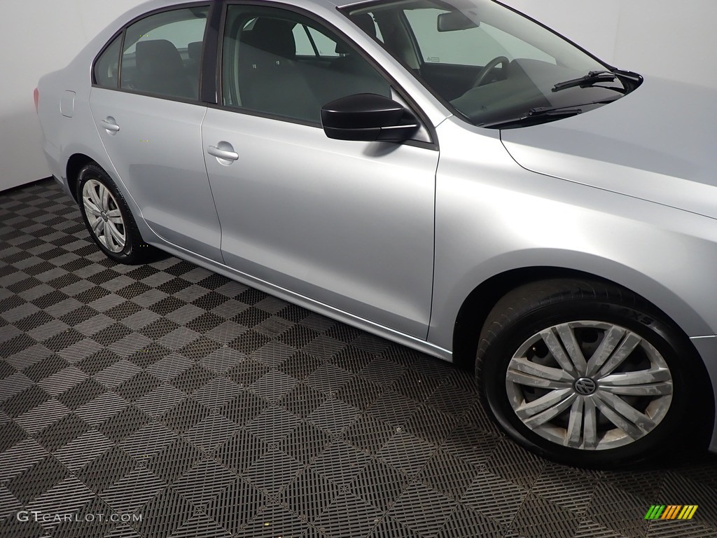 2015 Jetta TDI S Sedan - Reflex Silver Metallic / Titan Black photo #3