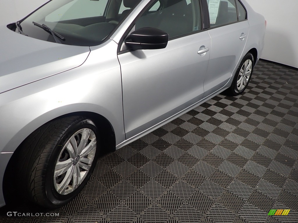 Reflex Silver Metallic 2015 Volkswagen Jetta TDI S Sedan Exterior Photo #143311080