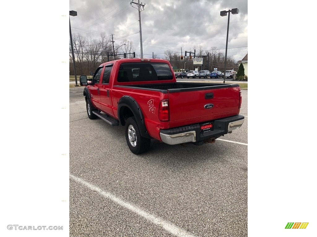 2011 F250 Super Duty XLT Crew Cab 4x4 - Vermillion Red / Steel Gray photo #6