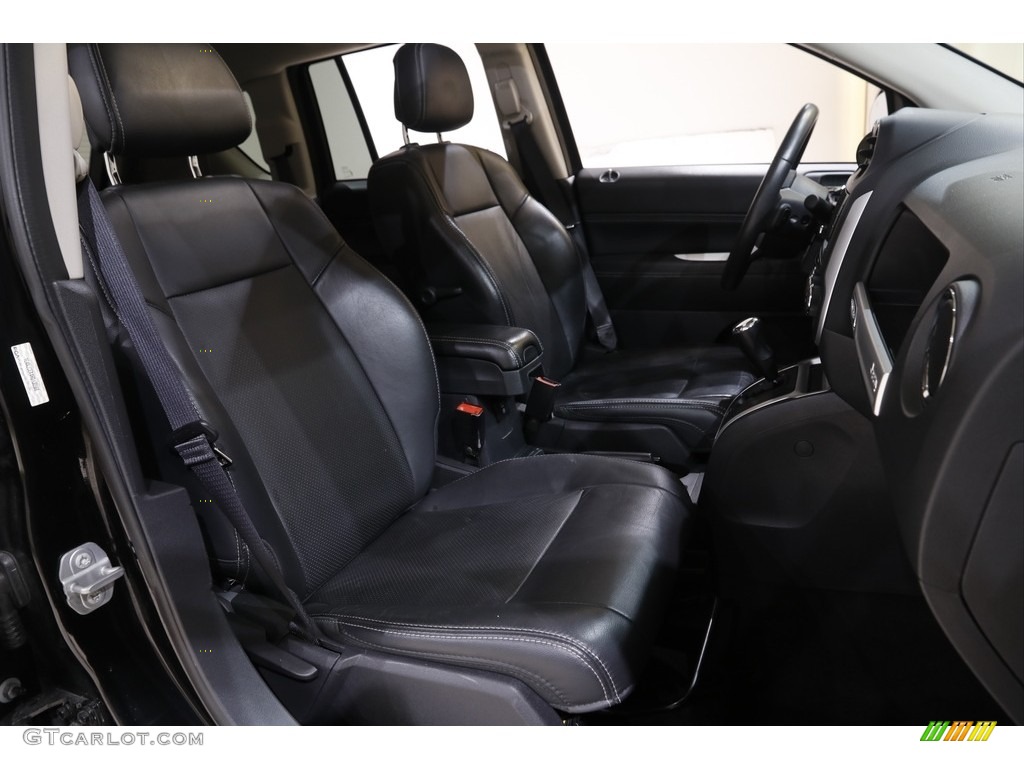 2017 Jeep Compass High Altitude Interior Color Photos