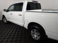 2018 Glacier White Nissan Titan SV Crew Cab 4x4  photo #18