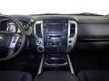 Glacier White - Titan SV Crew Cab 4x4 Photo No. 25