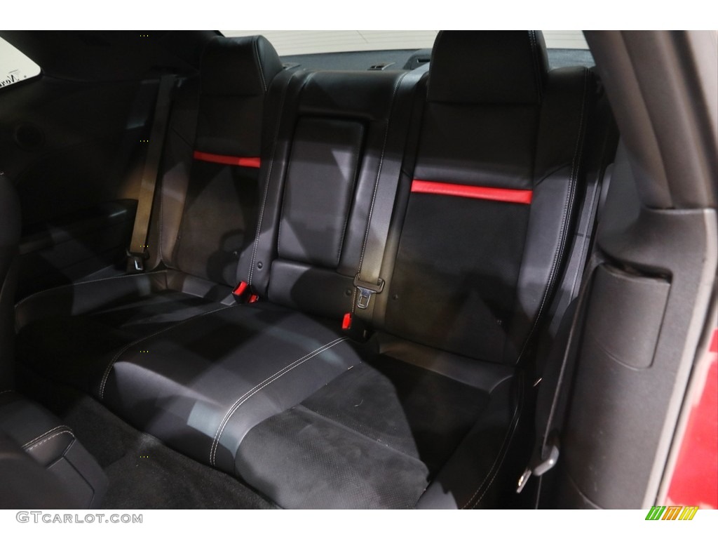 2012 Challenger SRT8 392 - Redline 3 Coat Pearl / Dark Slate Gray photo #16