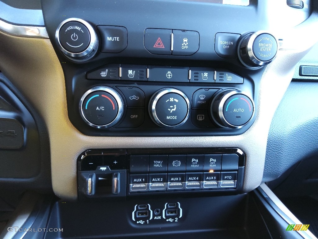 2022 Ram 4500 Laramie Crew Cab 4x4 Chassis Controls Photo #143315244