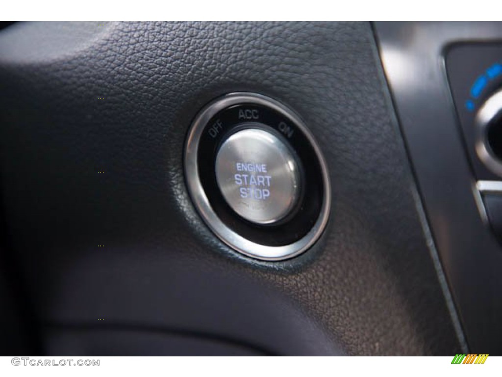 2015 Genesis 3.8 Sedan - Parisian Gray / Black photo #18