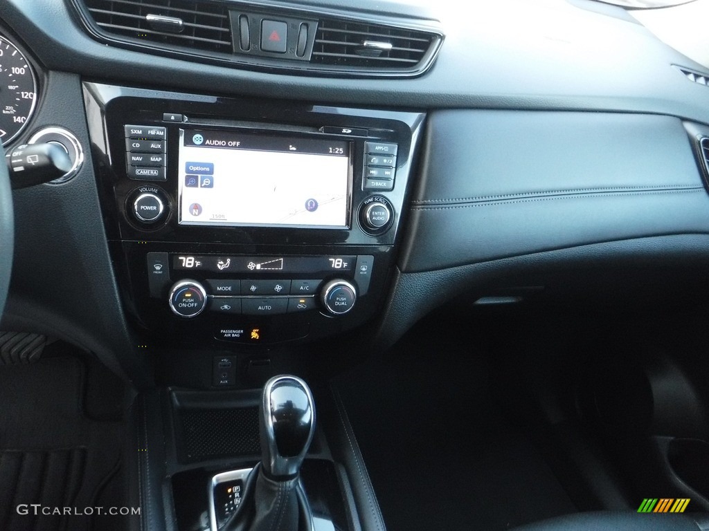 2017 Rogue SL AWD - Gun Metallic / Charcoal photo #19