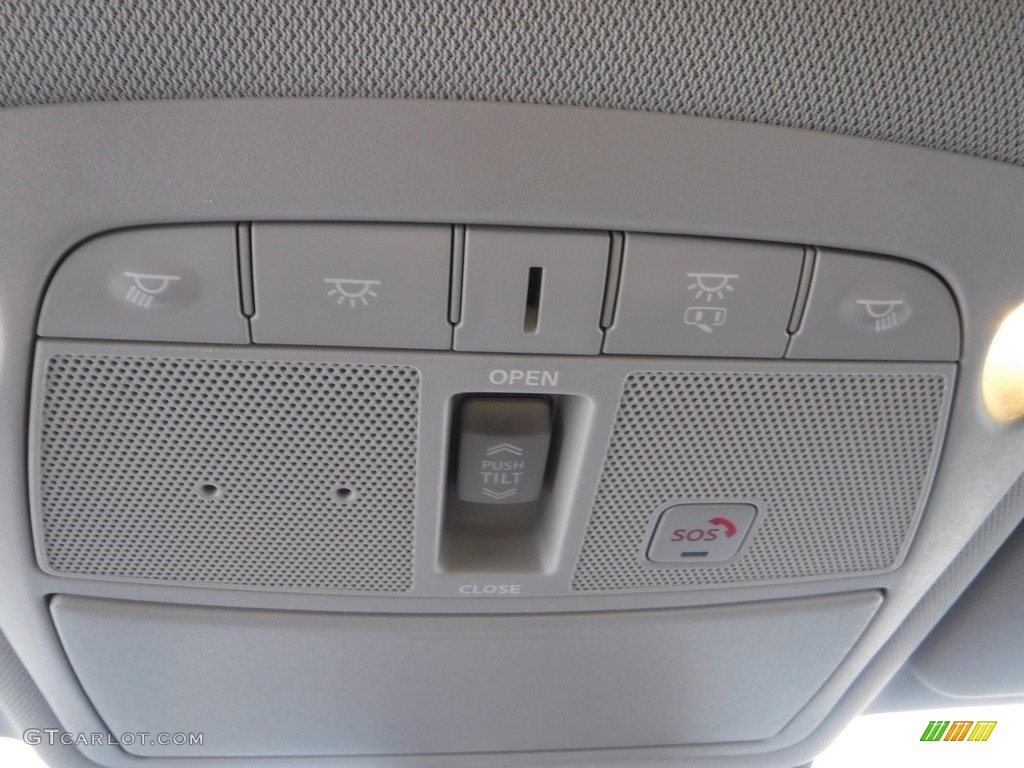 2017 Rogue SL AWD - Gun Metallic / Charcoal photo #24