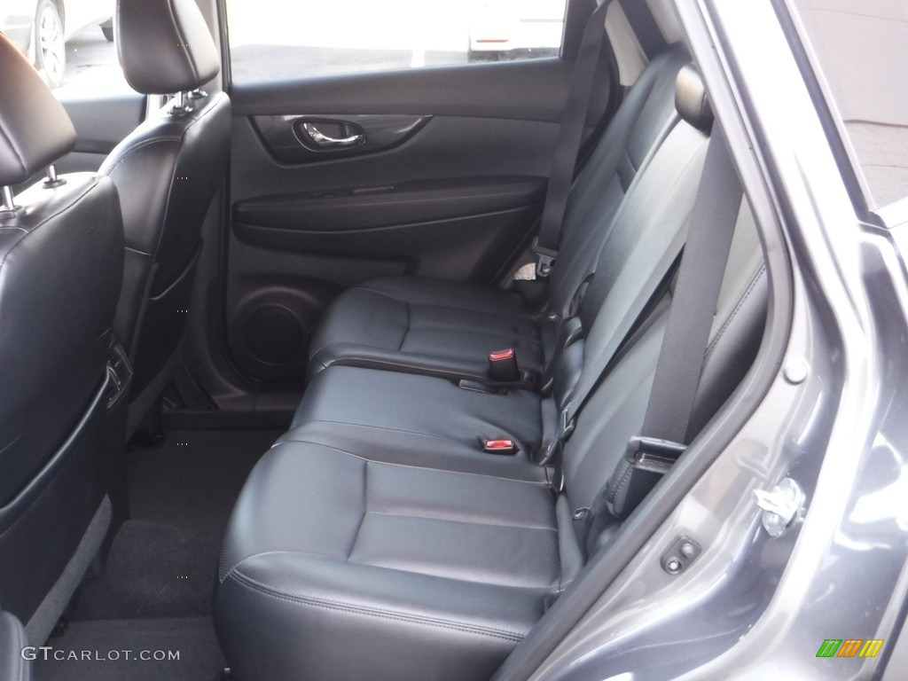 2017 Rogue SL AWD - Gun Metallic / Charcoal photo #31