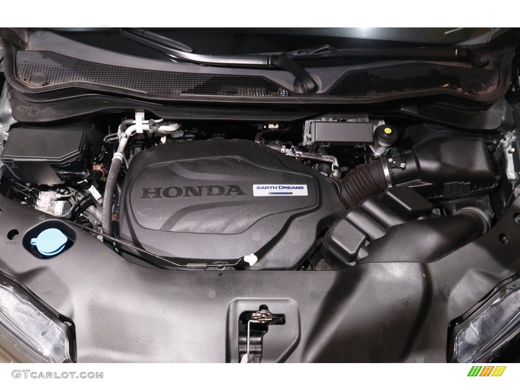 2017 Honda Ridgeline RTL AWD Engine Photos