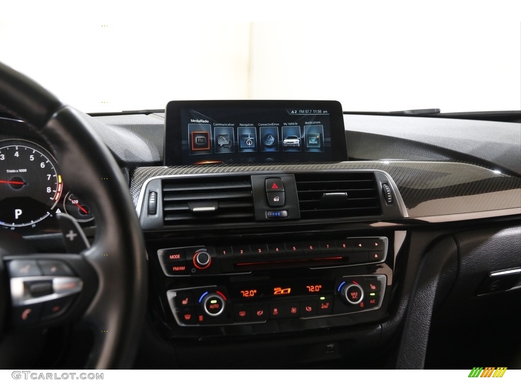 2017 BMW M3 Sedan Controls Photos
