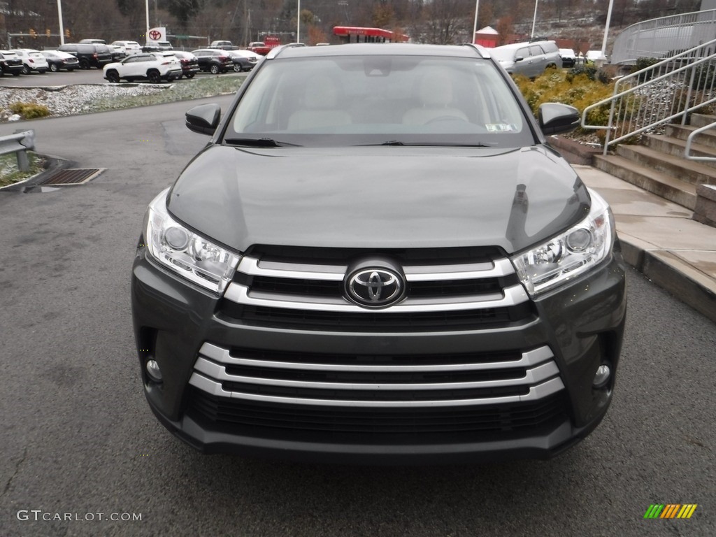 2019 Highlander XLE AWD - Alumina Jade Metallic / Almond photo #11