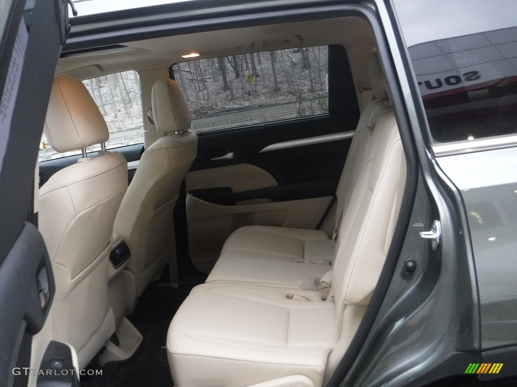 2019 Highlander XLE AWD - Alumina Jade Metallic / Almond photo #26