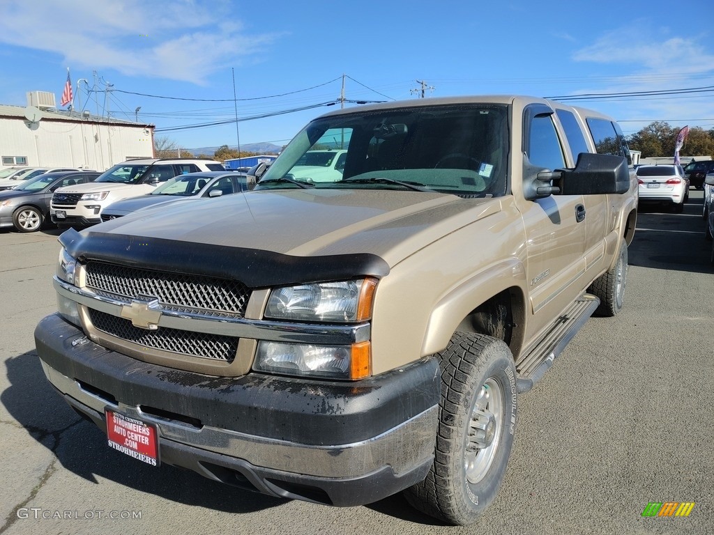 2004 Silverado 2500HD LS Extended Cab 4x4 - Sandstone Metallic / Tan photo #3