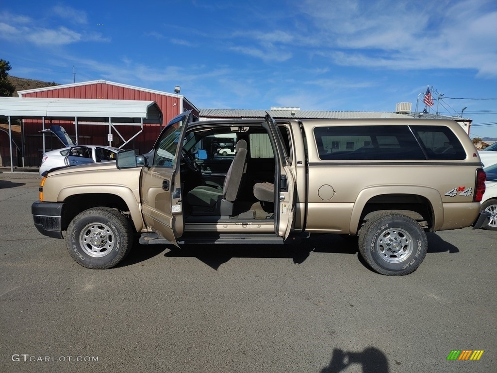 2004 Silverado 2500HD LS Extended Cab 4x4 - Sandstone Metallic / Tan photo #7